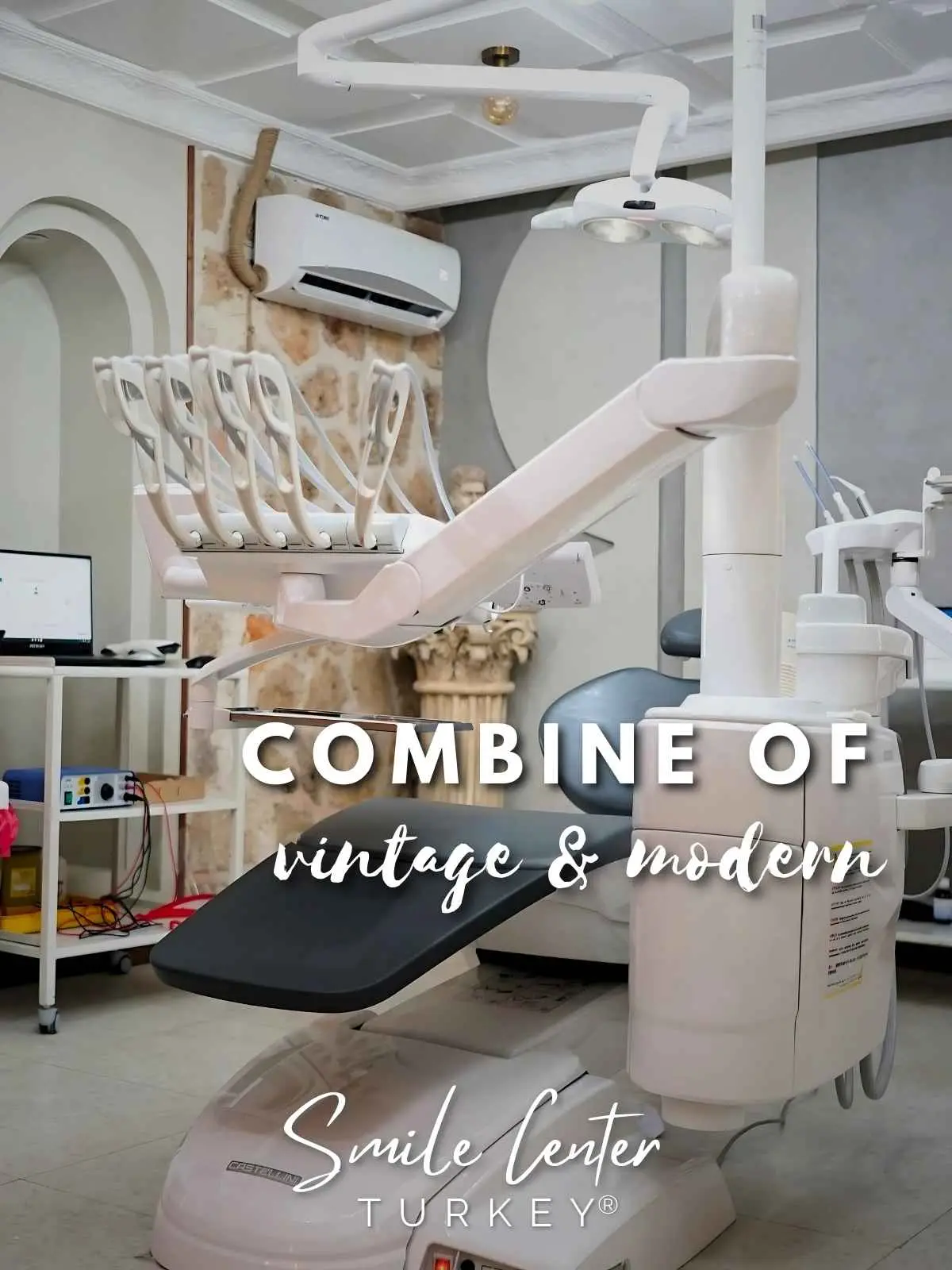 Modern dental treatment unit inside a restored heritage room at Smile Center Turkey®